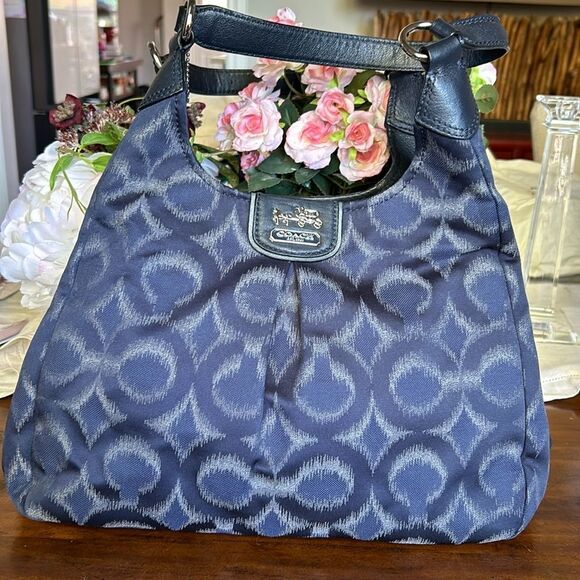 Coach Madison Phoebe Tumbled Blue Logo 3 section Navy lining inside and dust bag - Picture 1 of 13